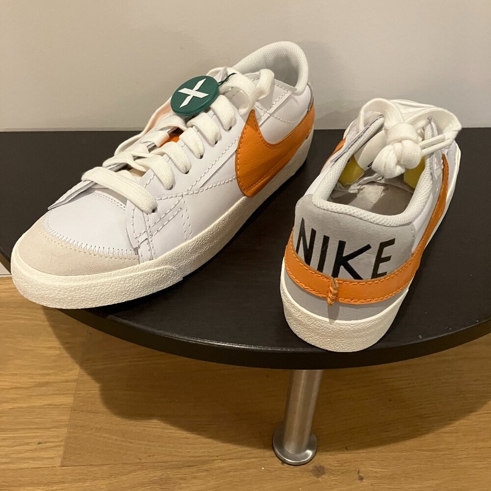 Men's Nike Blazer Low '77 Jumbo White/Alpha Orange-Grey Fog (DN2158 100)